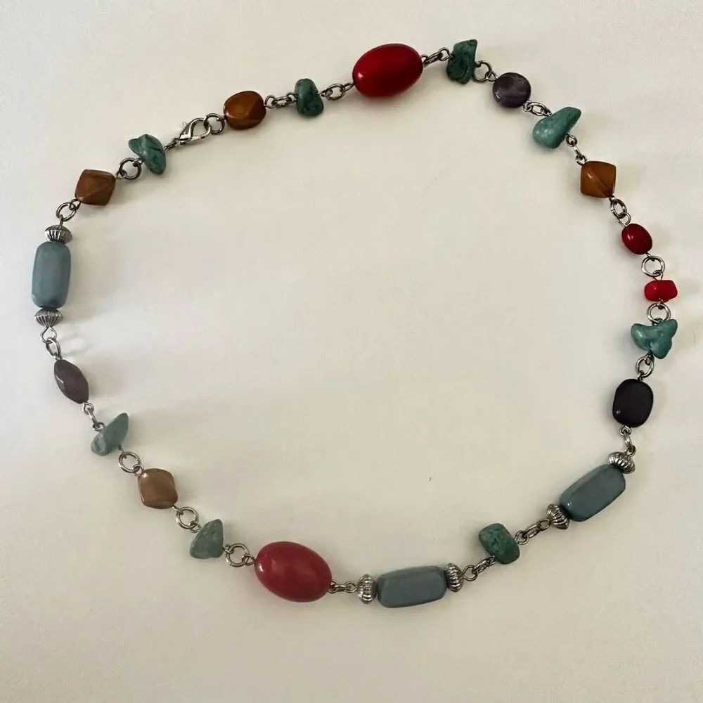 Colorful beaded necklace - Picture 3 of 7